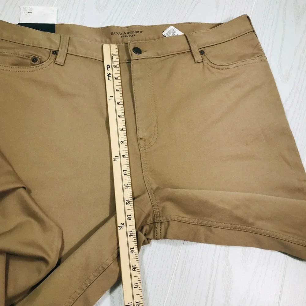 Banana Republic Slim Fit Traveler Jeans Mens 40x34 Brown Stretch 99% Cotton New